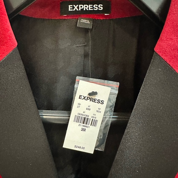 NWT Express Velvet Sport Coat with Contrast Black Satin Trim (Slim) - Picture 2 of 15